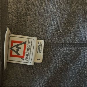 Avalanche Outdoor Sweater/Jacket Men’s size L